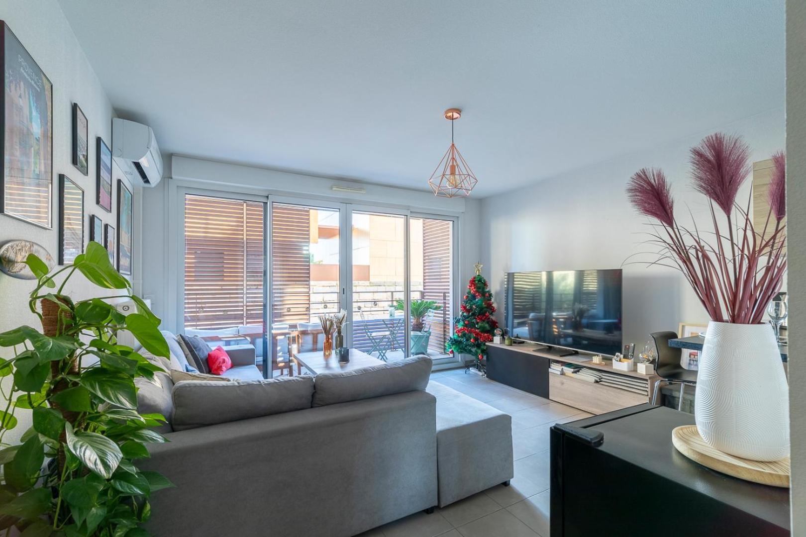 Appartement Charmant Au Porte De Montpellier 圣让德韦达 外观 照片