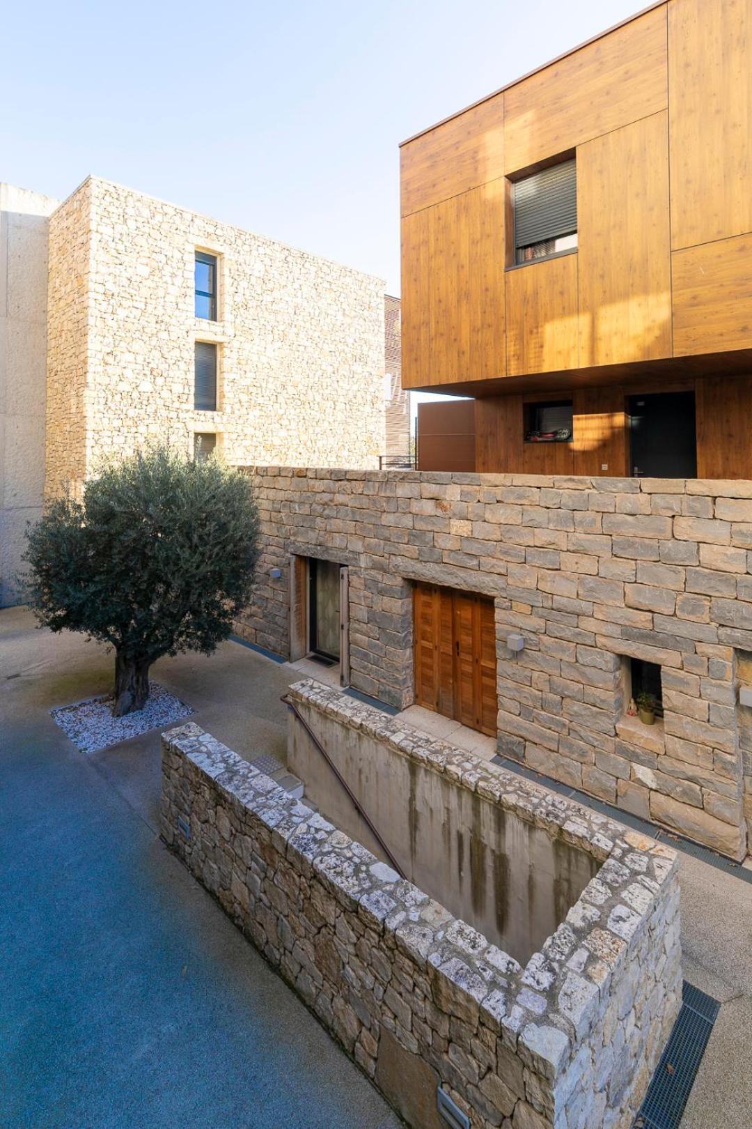 Appartement Charmant Au Porte De Montpellier 圣让德韦达 外观 照片